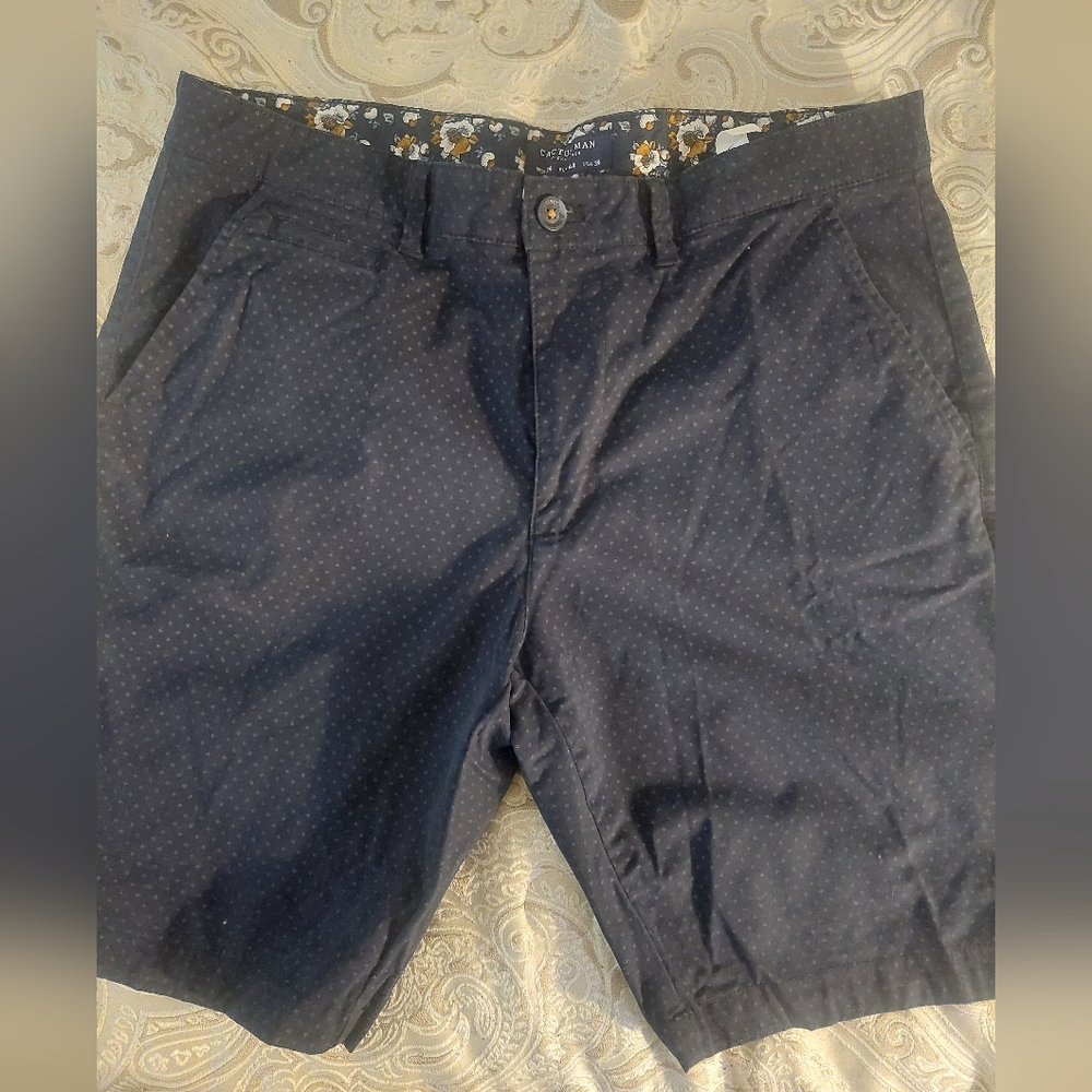 Cactus Man Floral Patterned Garment